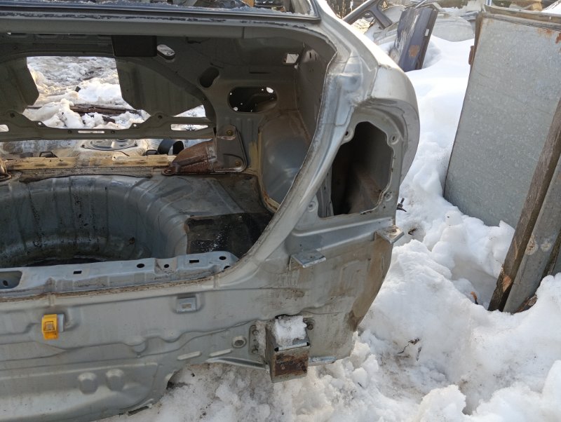 Кузовной элемент