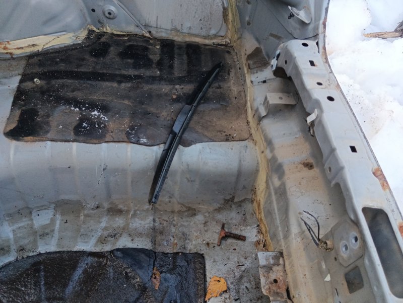 Кузовной элемент