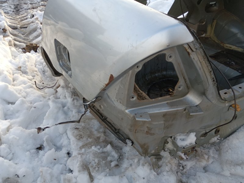 Кузовной элемент