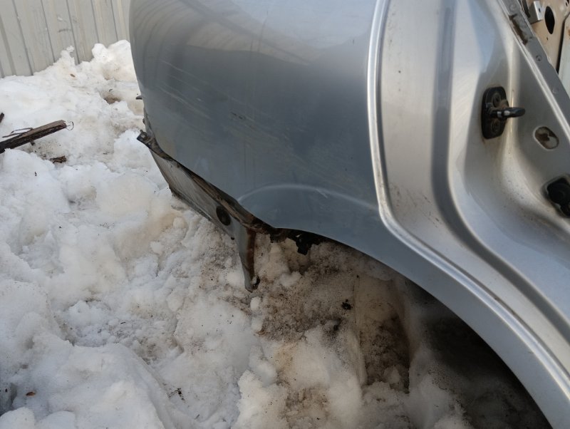 Крыло заднее правое