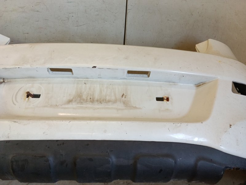 Бампер задний