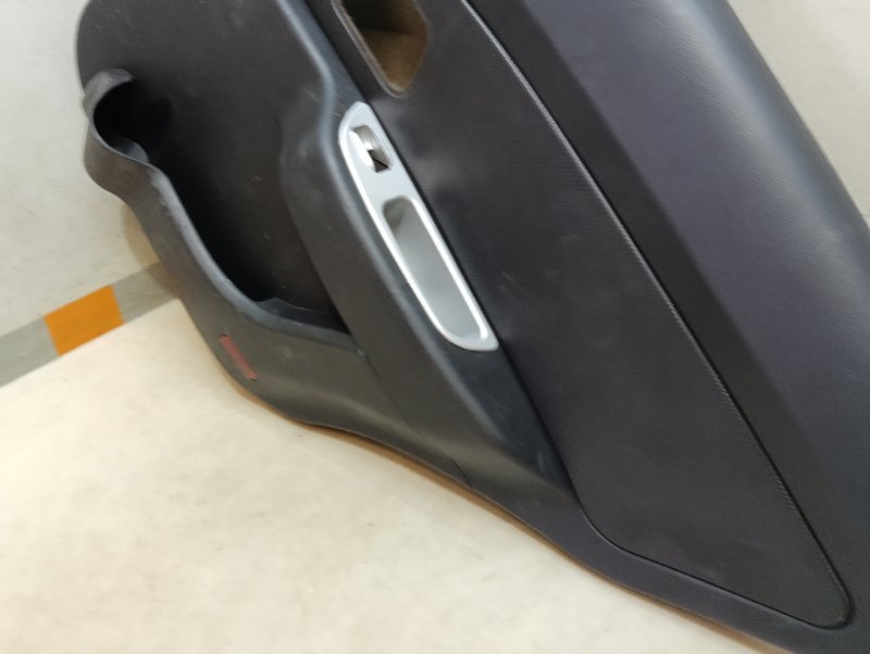 Обшивка двери