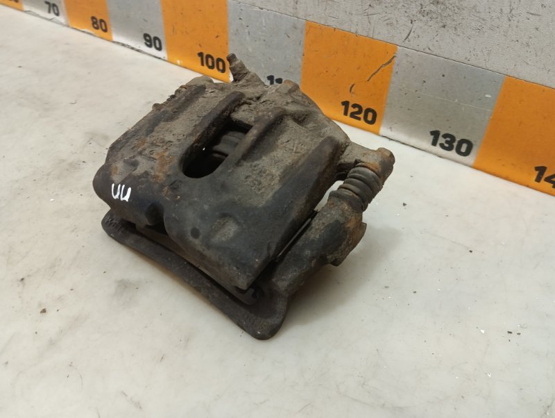 Суппорт передний правый