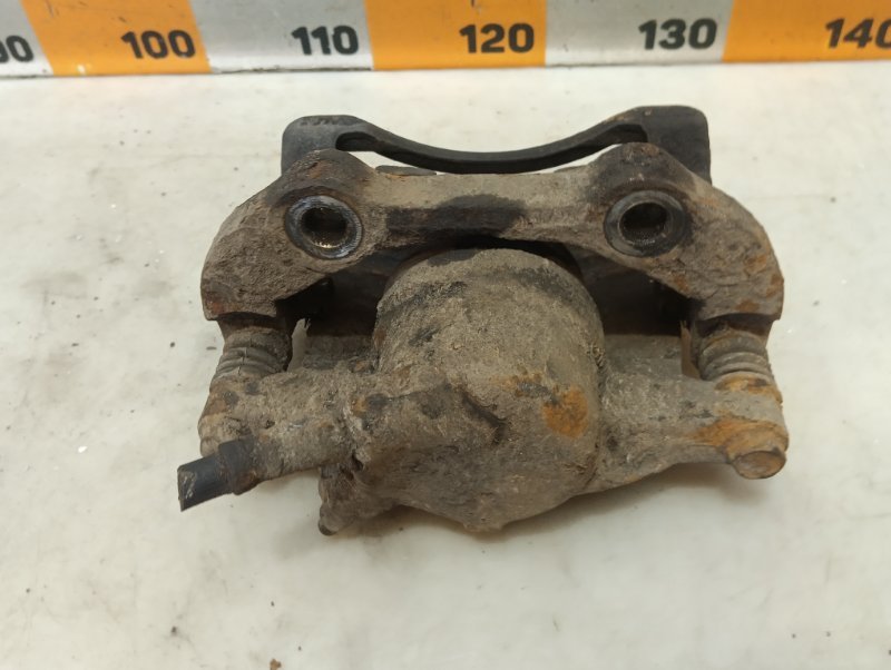 Суппорт передний правый