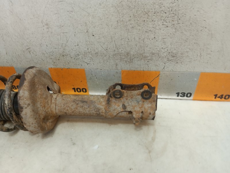 Амортизатор передний