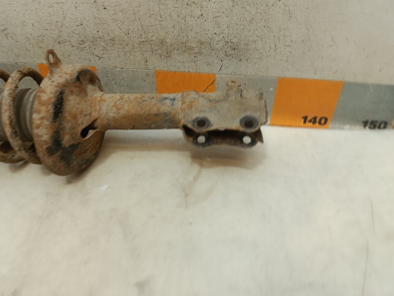 Амортизатор передний