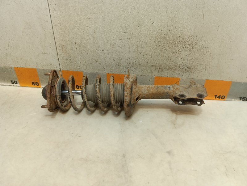 Амортизатор передний