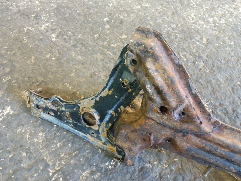 Балка подмоторная