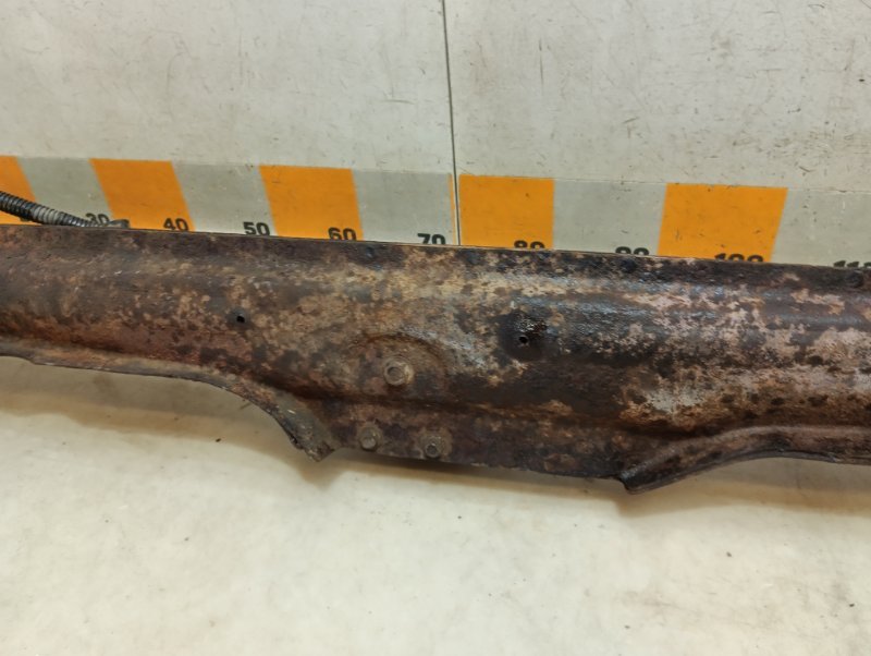 Балка передняя поперечная