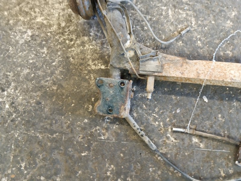 Балка задняя