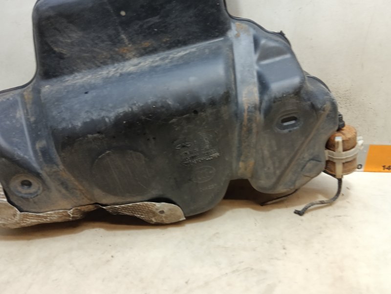 Бак топливный