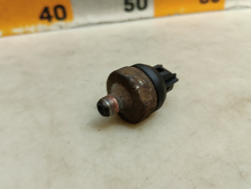 Датчик давления масла