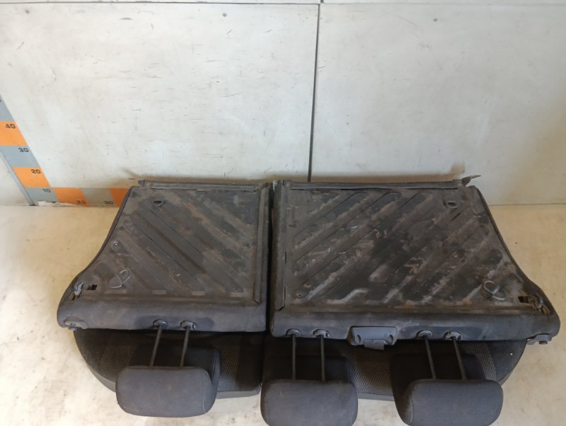 Сиденье салонное