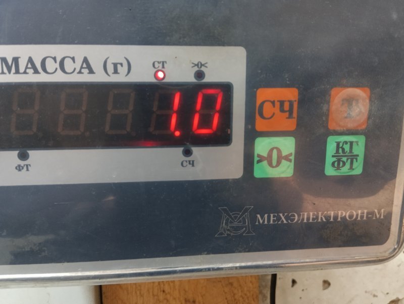 Стекло двери задней левой