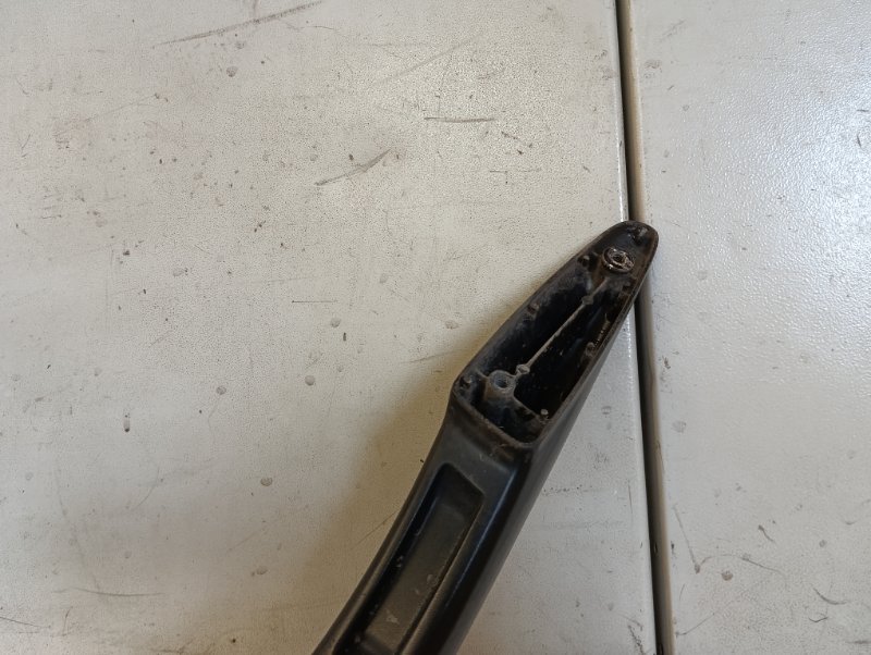 Рейлинг (релинг) правый (планка на крышу)