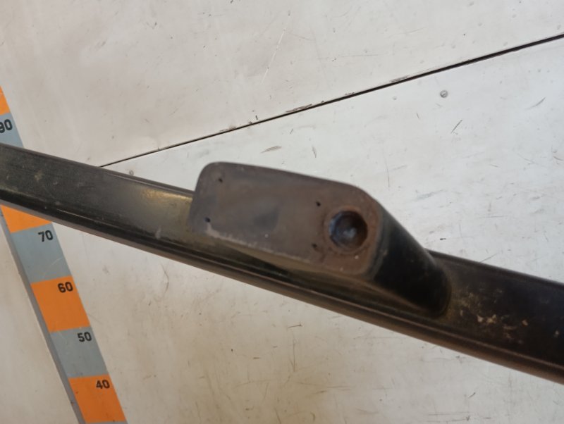 Рейлинг (релинг) правый (планка на крышу)