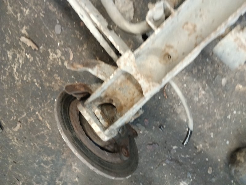 Балка задняя