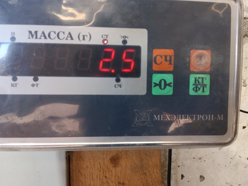 Стекло двери задней правой