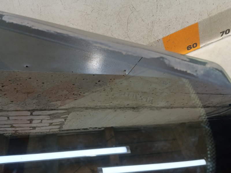 Стекло двери задней правой