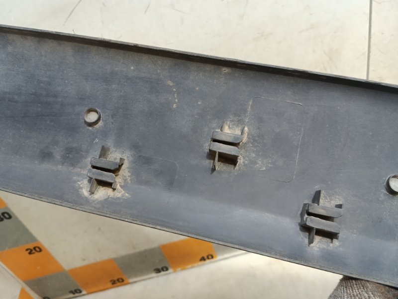 Молдинг двери