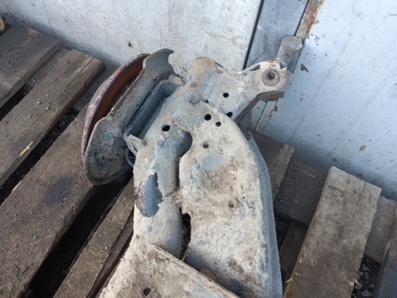 Балка задняя