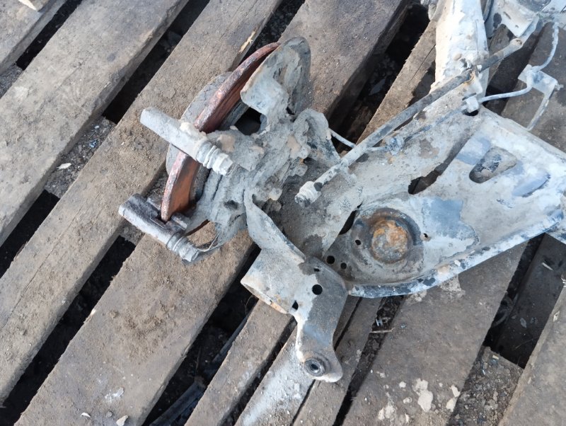 Балка задняя