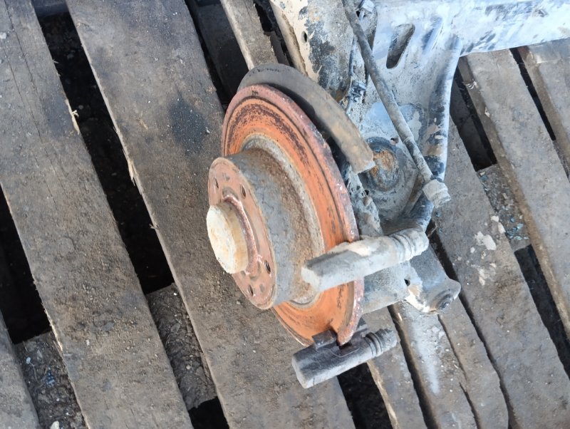 Балка задняя