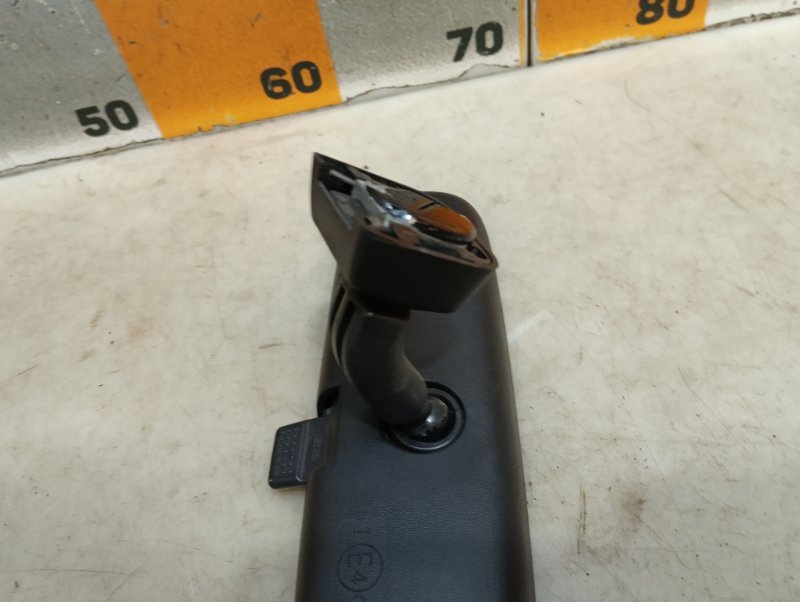 Зеркало заднего вида