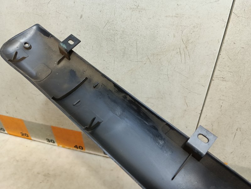 Накладка двери задней правой