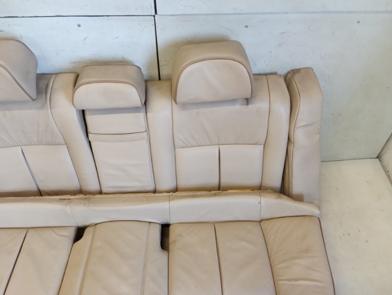 Сиденье салонное