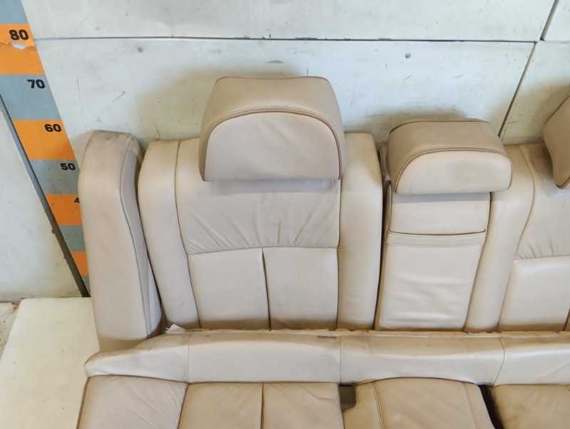 Сиденье салонное