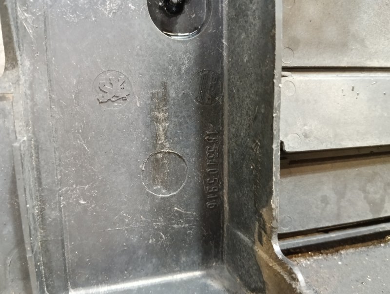 Панель передняя (телевизор)