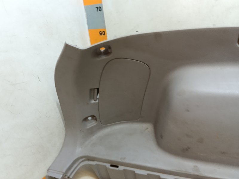 Обшивка багажника