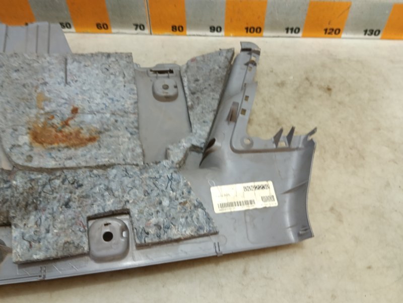 Обшивка багажника