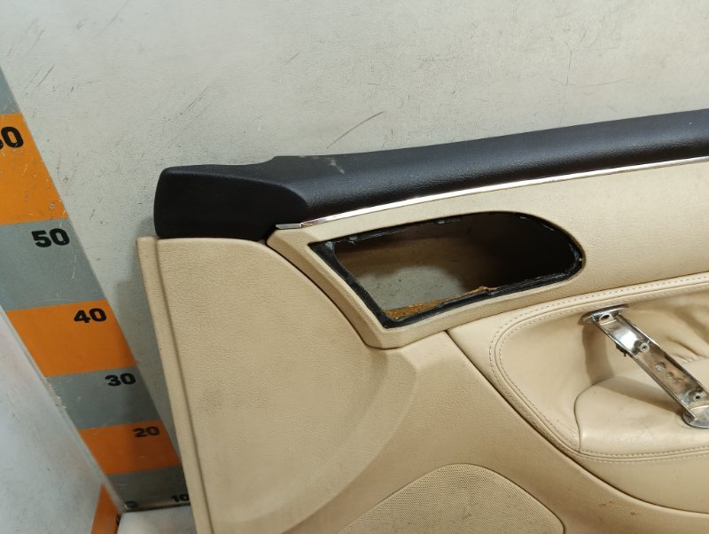 Обшивка двери