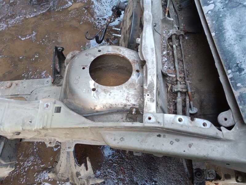 Лонжерон передний левый