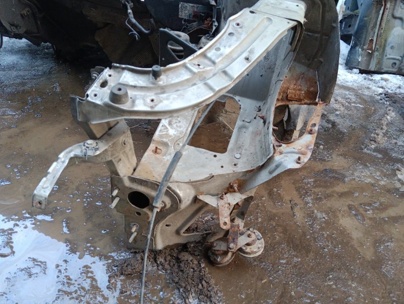 Лонжерон передний левый