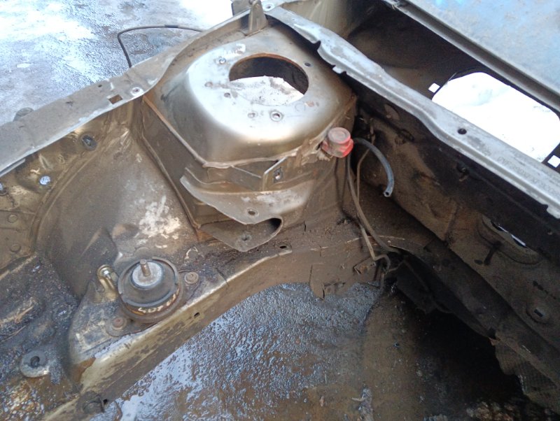 Лонжерон передний правый