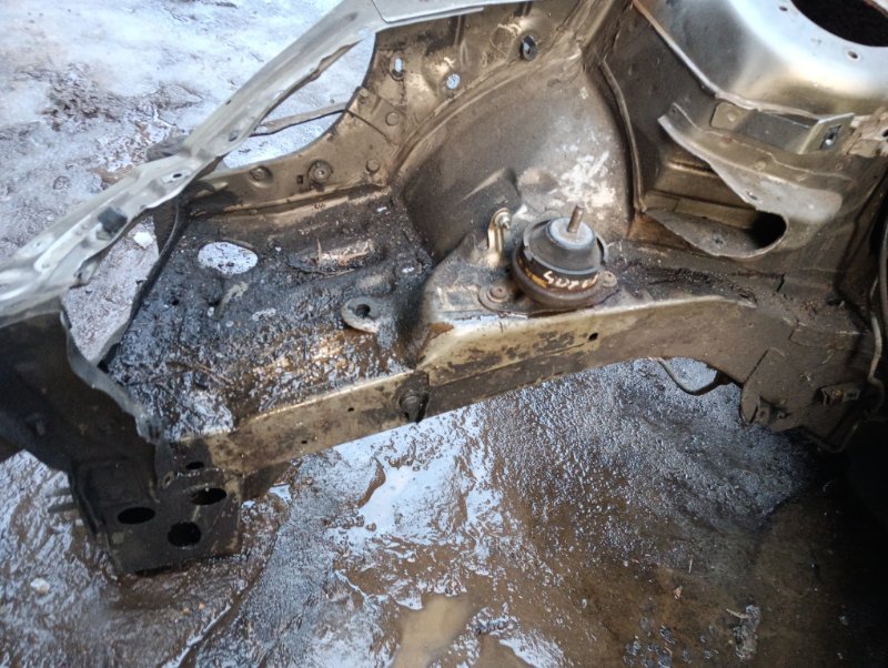 Лонжерон передний правый