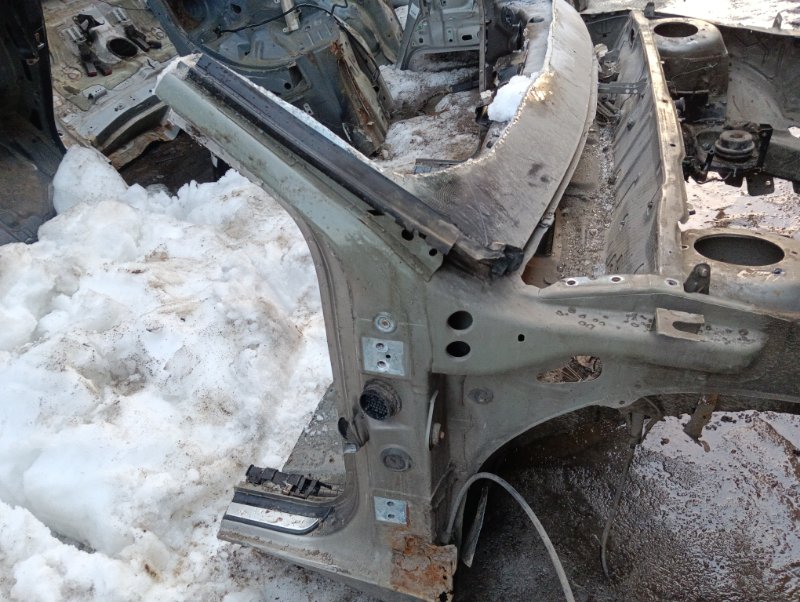 Лонжерон передний правый