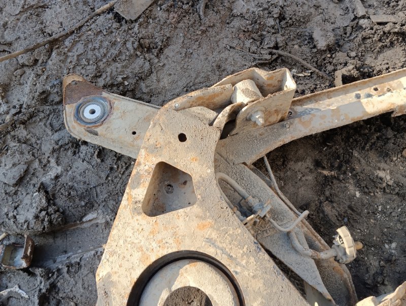 Балка задняя