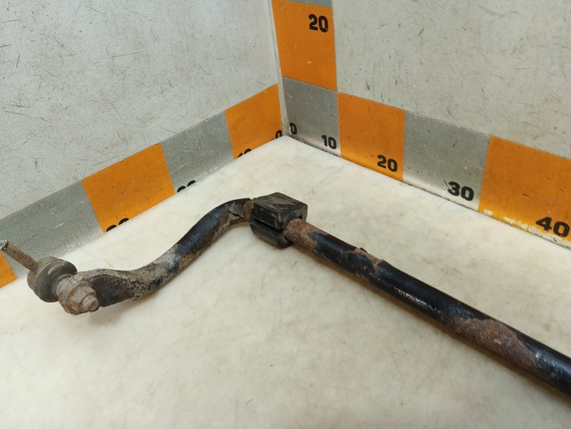 Стабилизатор задний