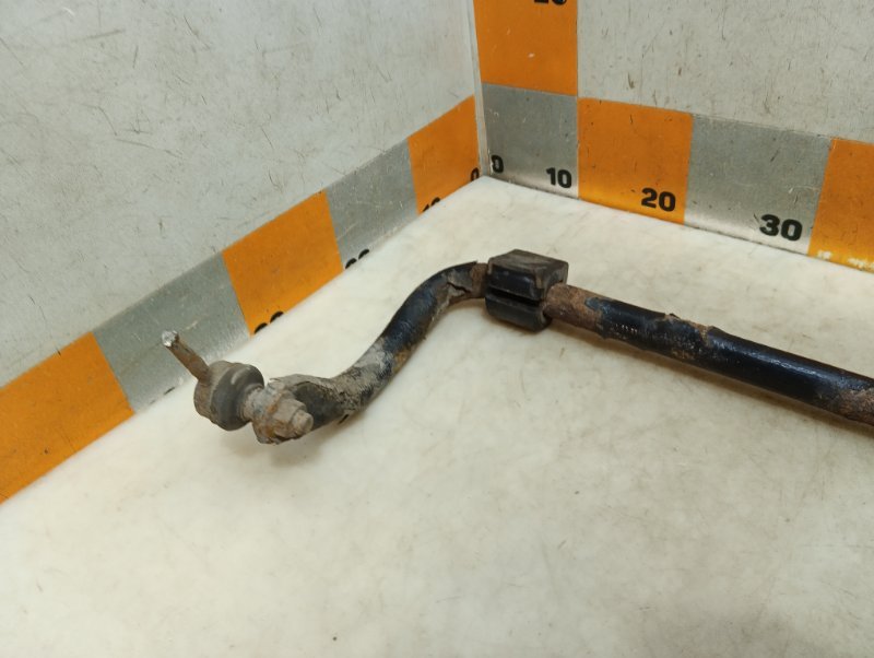 Стабилизатор задний