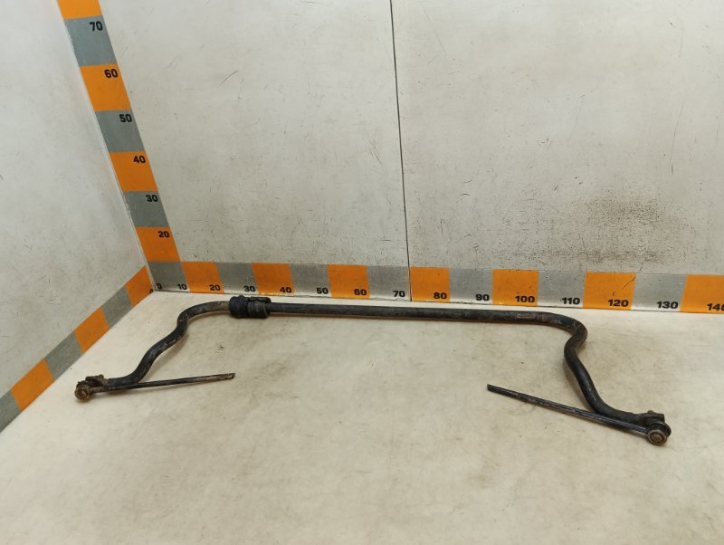 Стабилизатор передний