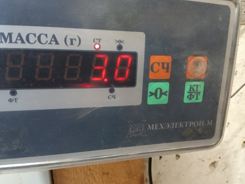 Стекло двери задней правой