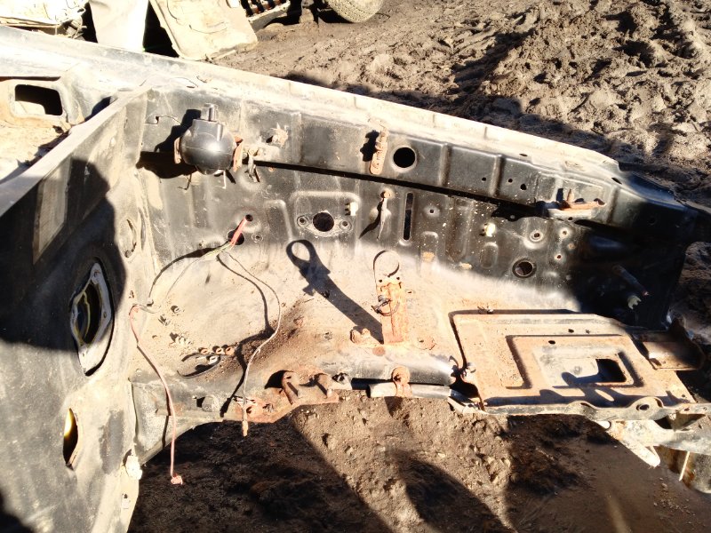 Лонжерон передний левый