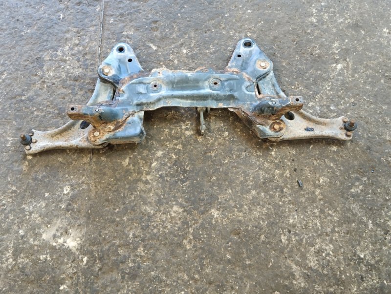 Балка подмоторная