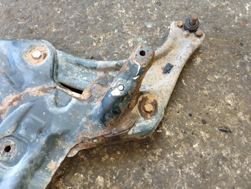 Балка подмоторная