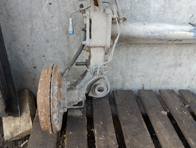 Балка задняя