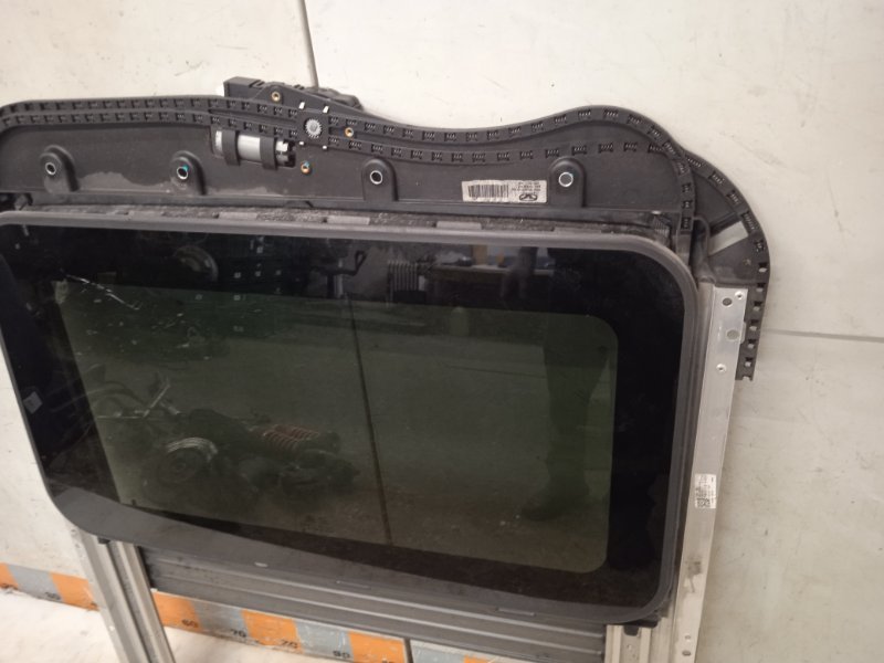 Люк в сборе электрический